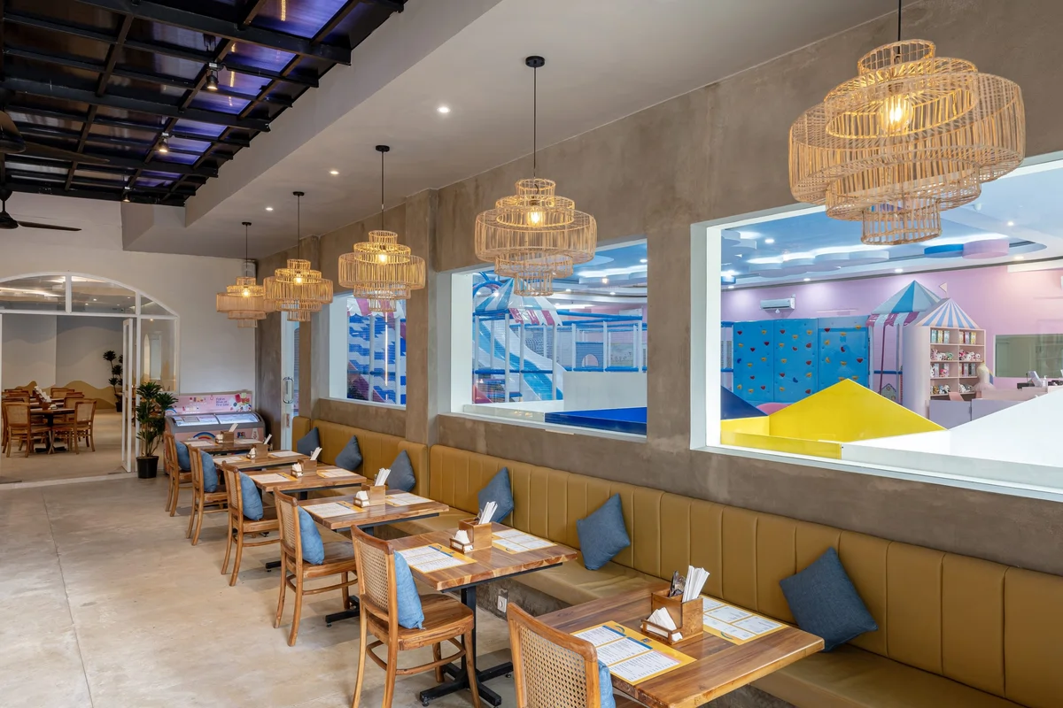 Cafe & Resto Area_edited_15